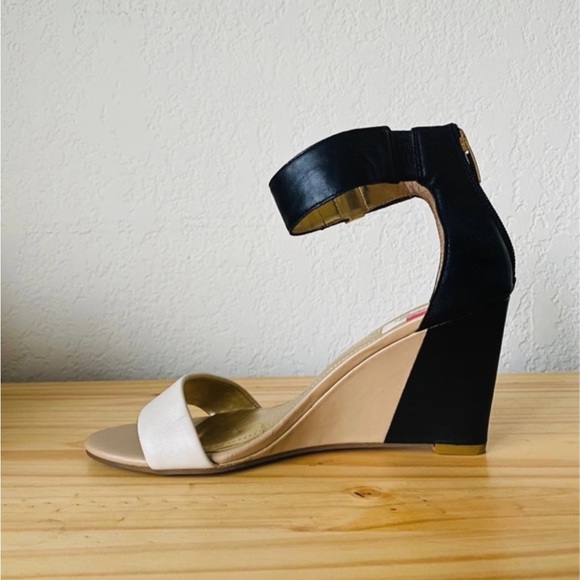 Marc Fisher Corri Leather Wedge Sandal - Size: 8 - Picture 8 of 12